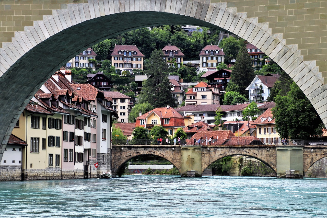 Na slici je prikazan grad Bern.